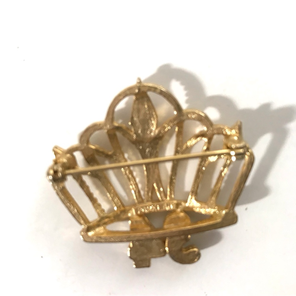 Vintage Park Lane Gold Crown Brooch with Clear Stones and '34' Detail - Picture 2 of 4